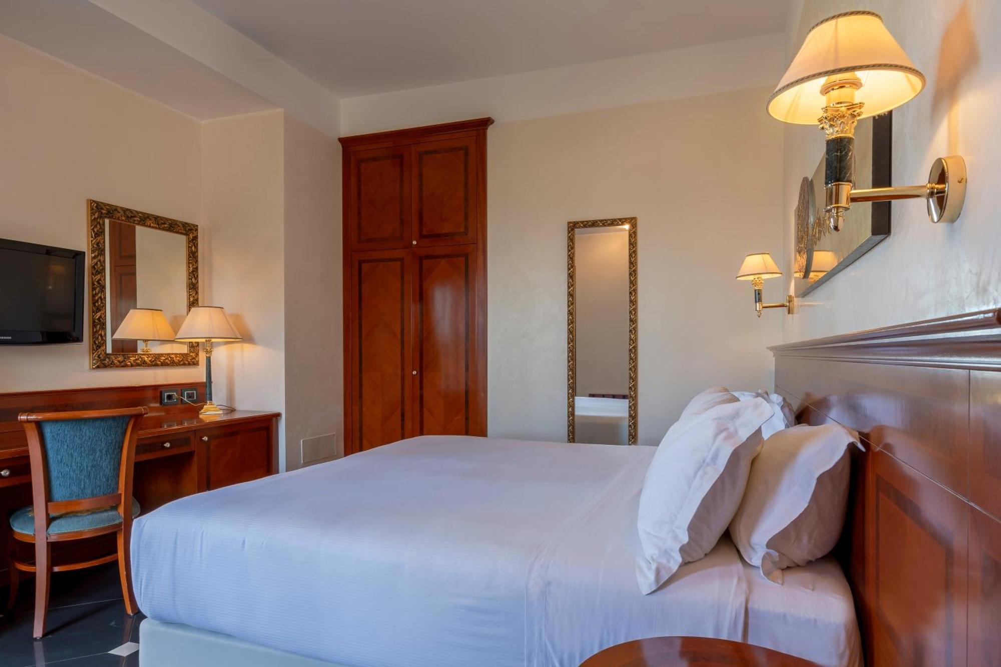 Minareto Hotel Syracuse Bagian luar foto